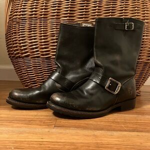 Frye Veronica Black Leather Women's Boots size 8